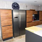 4 A 10 Personnes Avec Sauna