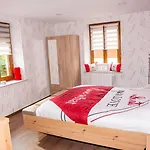 4 A 10 Personnes Avec Sauna