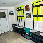 4 A 10 Personnes Avec Sauna