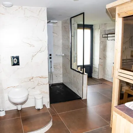 Vakantiehuis 4 A 10 Personnes Avec Sauna