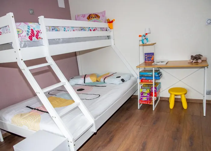 4 A 10 Personnes Avec Sauna